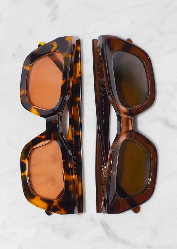 Acetat-Sonnenbrille mit rechteckigem Rahmen Acetat-Sonnenbrille mit rechteckigem Rahmen