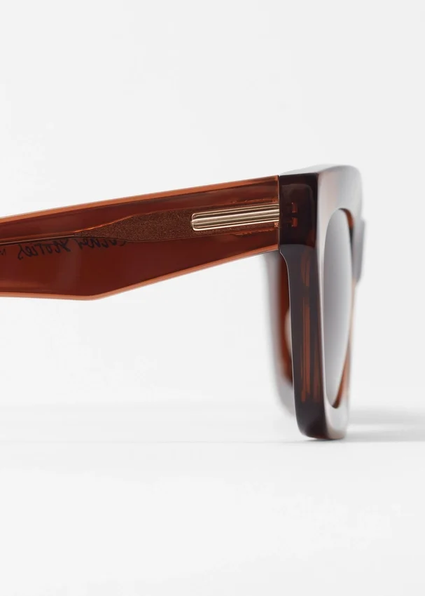 Acetat-Sonnenbrille mit rechteckigem Rahmen Acetat-Sonnenbrille mit rechteckigem Rahmen