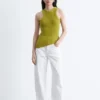 Asymmetrisches Tanktop aus Rippenstrick Asymmetrisches Tanktop aus Rippenstrick