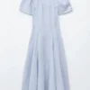 Ausgestelltes Midikleid aus Leinen