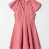 Ausgestelltes Minikleid