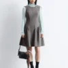 Ausgestelltes Minikleid aus Wolle Ausgestelltes Minikleid aus Wolle