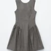 Ausgestelltes Minikleid aus Wolle Ausgestelltes Minikleid aus Wolle