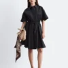 Ausgestelltes Minikleid mit Kordelzug Ausgestelltes Minikleid mit Kordelzug