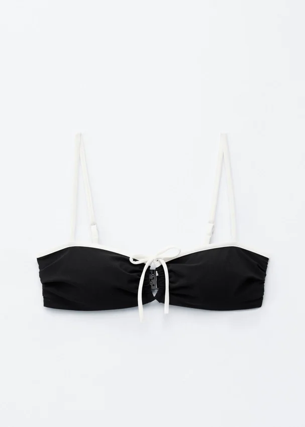 Bandeau-Bikini-Oberteil mit Bindeband vorne Bandeau-Bikini-Oberteil mit Bindeband vorne