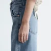 Barrel-Jeans mit weitem Bein Barrel-Jeans mit weitem Bein