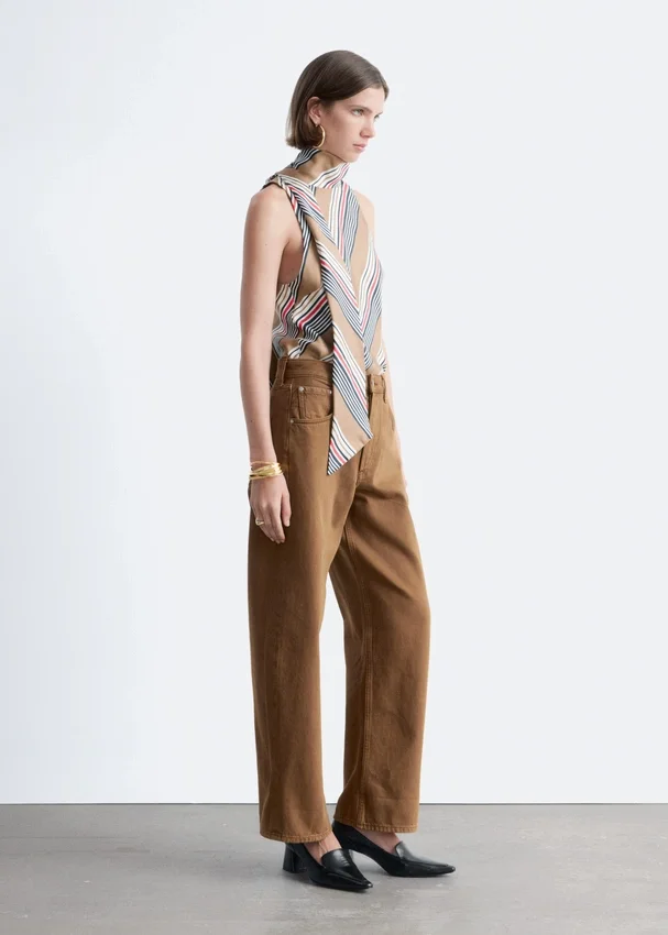Barrel-Jeans mit weitem Bein Barrel-Jeans mit weitem Bein