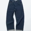 Barrel-Jeans mit weitem Bein Barrel-Jeans mit weitem Bein