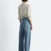 Barrel-Jeans mit weitem Bein Barrel-Jeans mit weitem Bein
