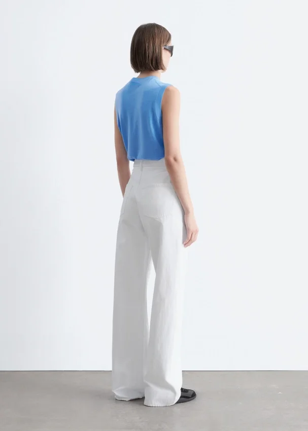 Barrel-Jeans mit weitem Bein Barrel-Jeans mit weitem Bein