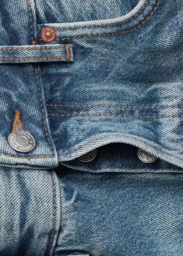 Barrel-Jeans mit weitem Bein Barrel-Jeans mit weitem Bein