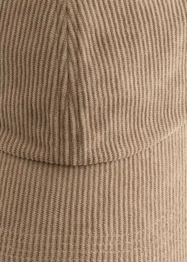 Baseballkappe aus Cord Baseballkappe aus Cord