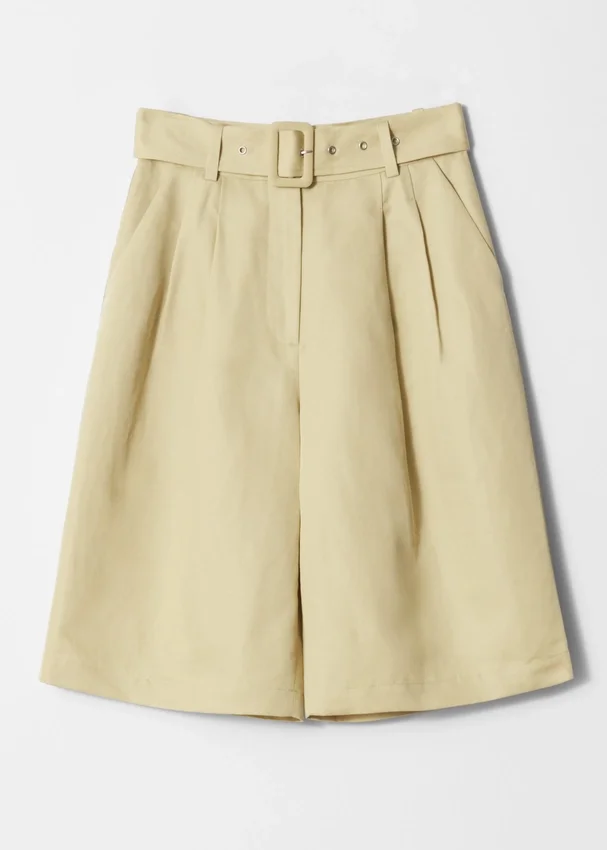 Bermudashorts mit Falten Bermudashorts mit Falten