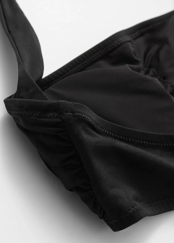 Bikini-Oberteil mit Neckholder Bikini-Oberteil mit Neckholder