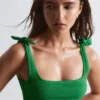 Bikini-Oberteil mit Schleifendetail Bikini-Oberteil mit Schleifendetail