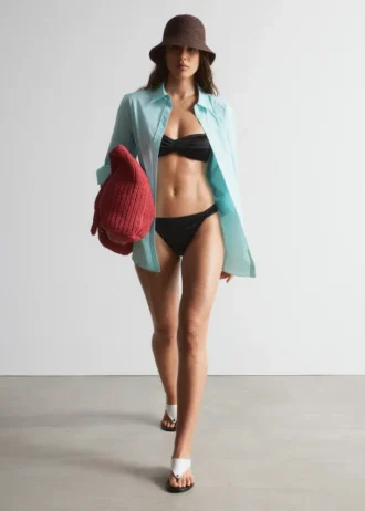 Bikini-Slip mit Rüschen