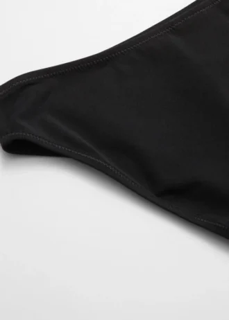 Bikini-Slips mit hohem Beinausschnitt
