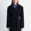 Blazer mit Kordel-Gürtel aus Wolle Blazer mit Kordel-Gürtel aus Wolle