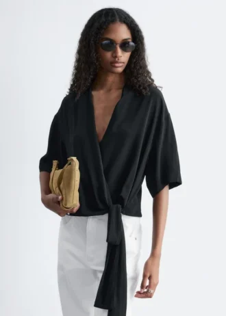Bluse mit Wickelausschnitt