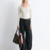 Bodysuit mit U-Ausschnitt Bodysuit mit U-Ausschnitt