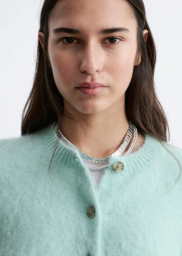Cardigan aus gebürsteter Mohairmischung Cardigan aus gebürsteter Mohairmischung