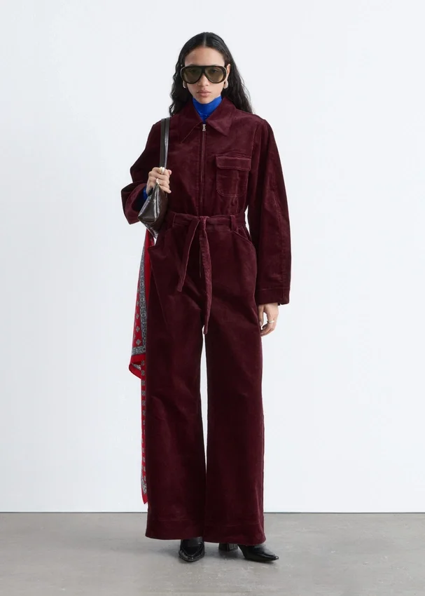 Cord-Jumpsuit mit Gürtel Cord-Jumpsuit mit Gürtel