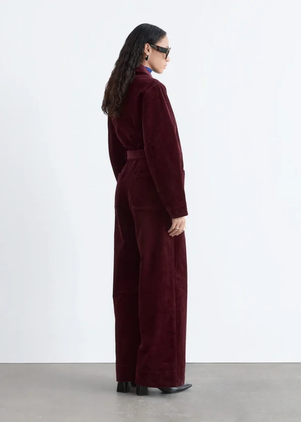 Cord-Jumpsuit mit Gürtel Cord-Jumpsuit mit Gürtel