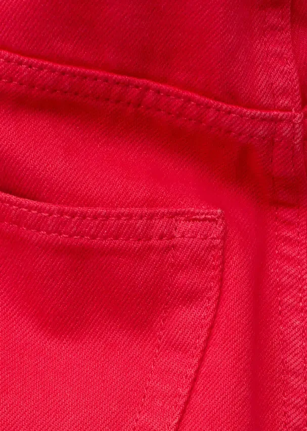 Denim-Shorts mit hoher Taille Denim-Shorts mit hoher Taille