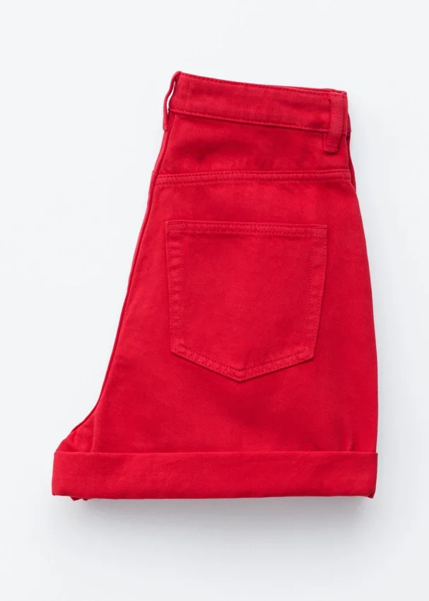 Denim-Shorts mit hoher Taille Denim-Shorts mit hoher Taille