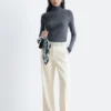 Gerade Hose mit Pressfalte Gerade Hose mit Pressfalte