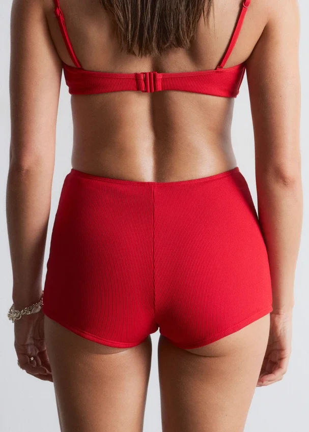 Bikini-Shorts mit hoher Taille Bikini-Shorts mit hoher Taille