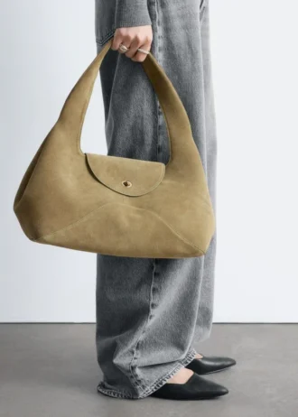 Geschwungene Schultertasche