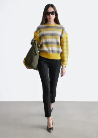 Gestreifter Strickpullover