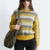 Gestreifter Strickpullover