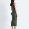 Gestreiftes Midikleid aus Rippstrick Gestreiftes Midikleid aus Rippstrick