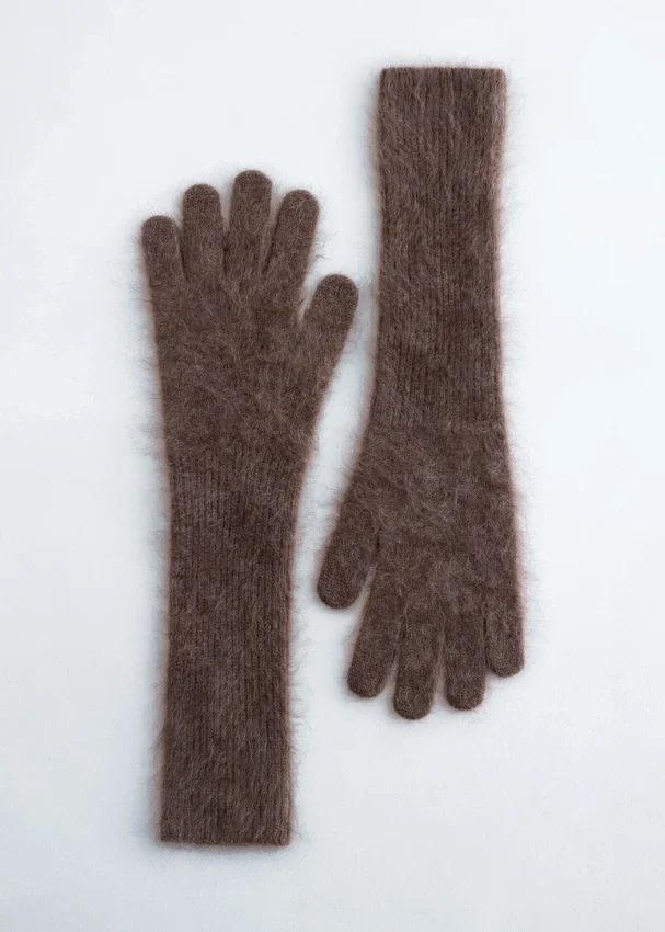 Gestrickte Handschuhe aus gebürstetem Kaschmir Gestrickte Handschuhe aus gebürstetem Kaschmir