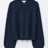 Gestrickter Alpaka-Mischung-Pullover Gestrickter Alpaka-Mischung-Pullover