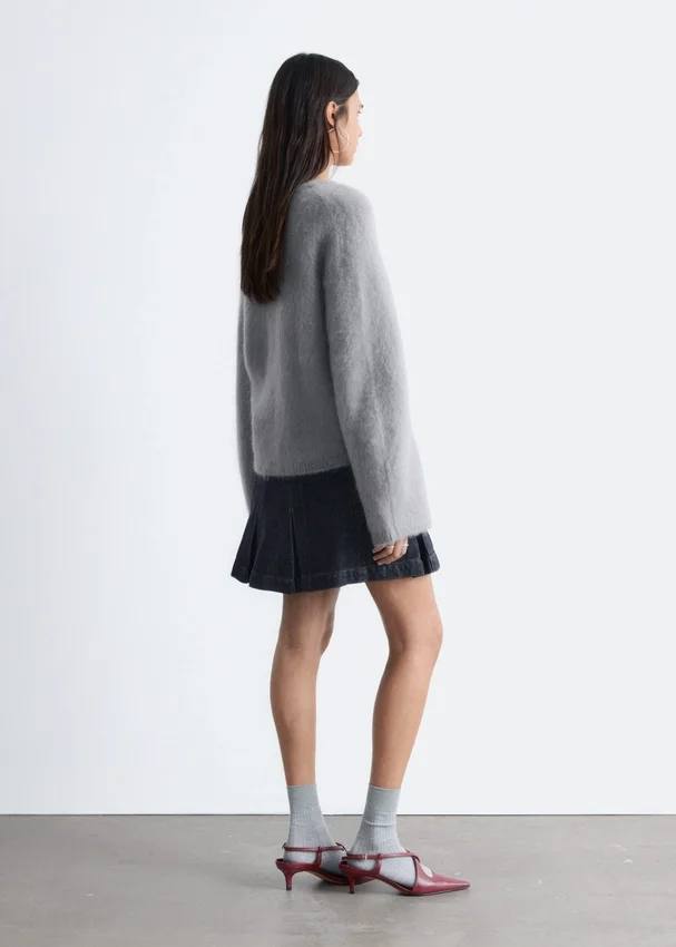 Gestrickter Cardigan aus gebürsteter Mohair-Mischung Gestrickter Cardigan aus gebürsteter Mohair-Mischung