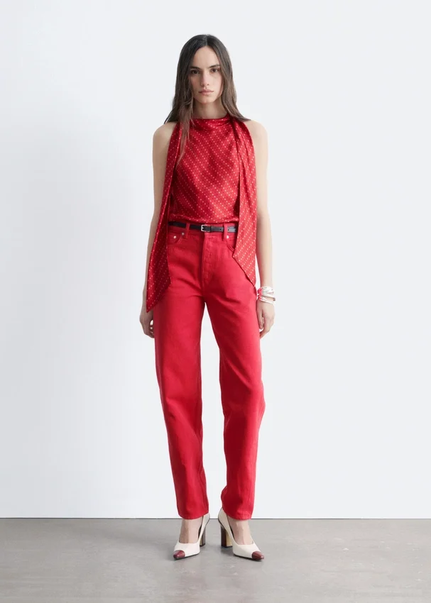 High-Waist-Jeans mit schmal zulaufendem Bein High-Waist-Jeans mit schmal zulaufendem Bein