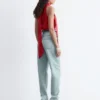 High-Waist-Jeans mit schmal zulaufendem Bein High-Waist-Jeans mit schmal zulaufendem Bein