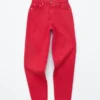 High-Waist-Jeans mit schmal zulaufendem Bein High-Waist-Jeans mit schmal zulaufendem Bein