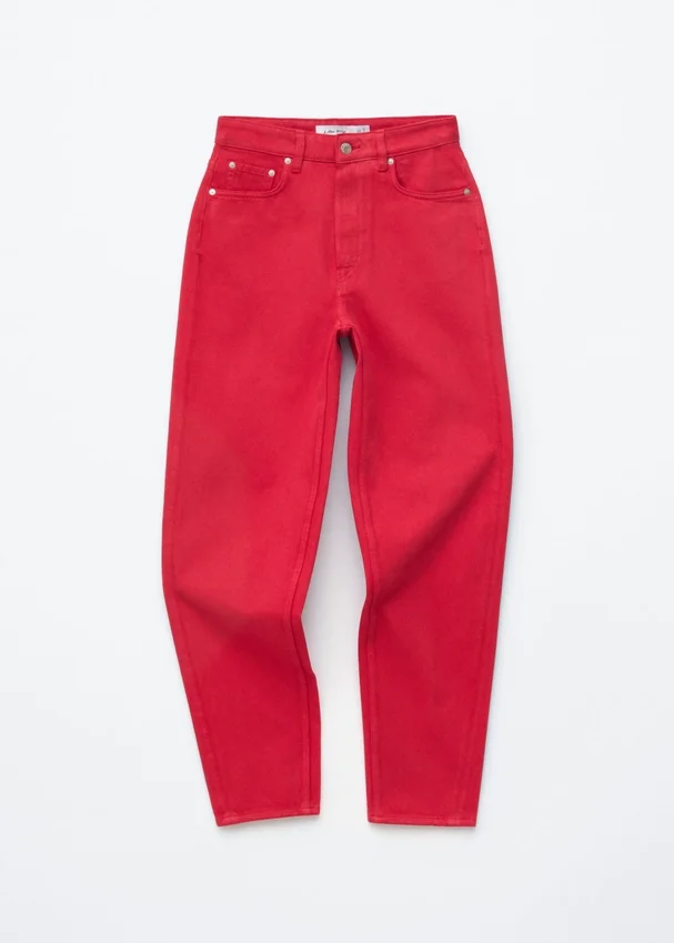 High-Waist-Jeans mit schmal zulaufendem Bein High-Waist-Jeans mit schmal zulaufendem Bein