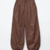 Hose mit Kordelzug und weitem Bein