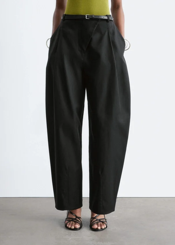 Hosen mit weitem Bein Hosen mit weitem Bein