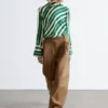 Hosen mit weitem Bein Hosen mit weitem Bein