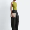 Hosen mit weitem Bein Hosen mit weitem Bein