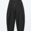 Hosen mit weitem Bein Hosen mit weitem Bein