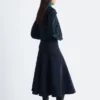 Jacke mit skulpturalen Ärmeln