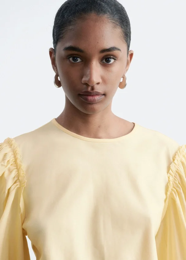 Jacquard-Bluse mit Ballonärmeln Jacquard-Bluse mit Ballonärmeln