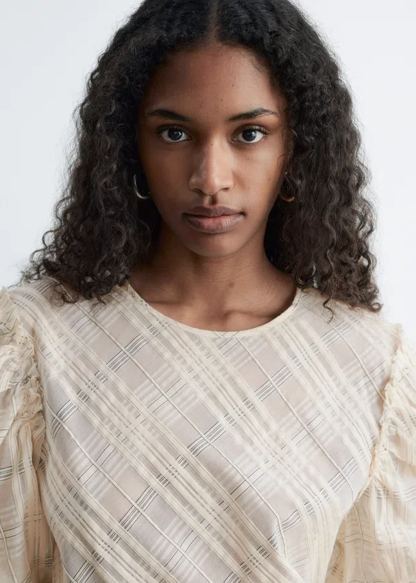 Jacquard-Bluse mit Ballonärmeln Jacquard-Bluse mit Ballonärmeln